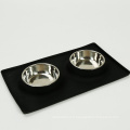 Silicone Dog Pet Two Bowl avec 2 bol en acier inoxydable pour animaux de compagnie Dog Mat